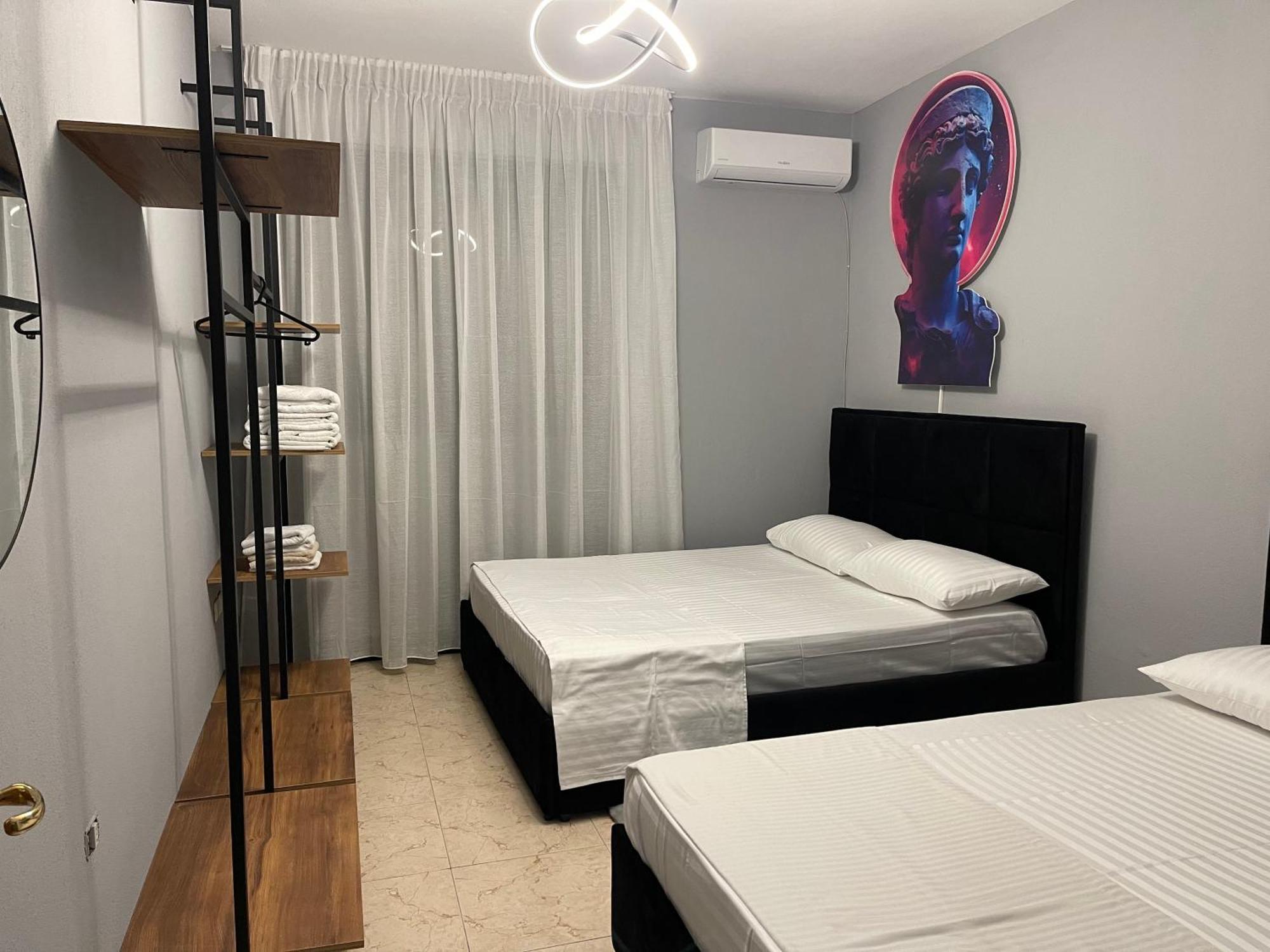 Super House 2 Blloku - 3 Rooms Tirana Exteriör bild