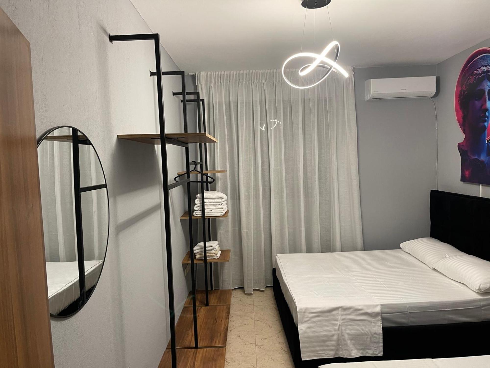 Super House 2 Blloku - 3 Rooms Tirana Exteriör bild